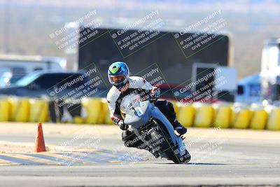 media/Feb-12-2022-SoCal Trackdays (Sat) [[3b21b94a56]]/Turn 2 (1045am)/